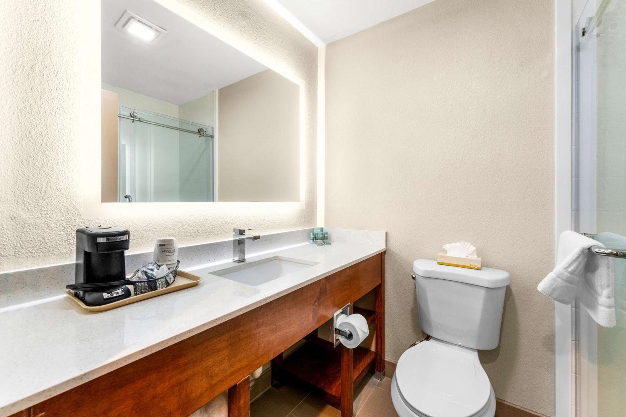 Surestay Plus By Best Western Reading North Exterior foto
